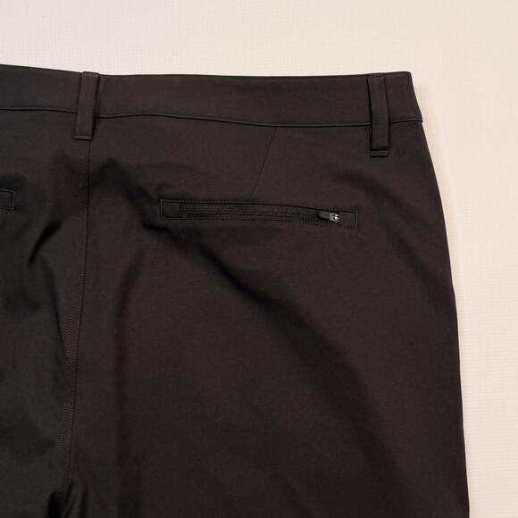 Vuori Pants Mens 38 Black Cascade Tech Chino Stretch Golf Travel Quick Dry V427 - Picture 4 of 15